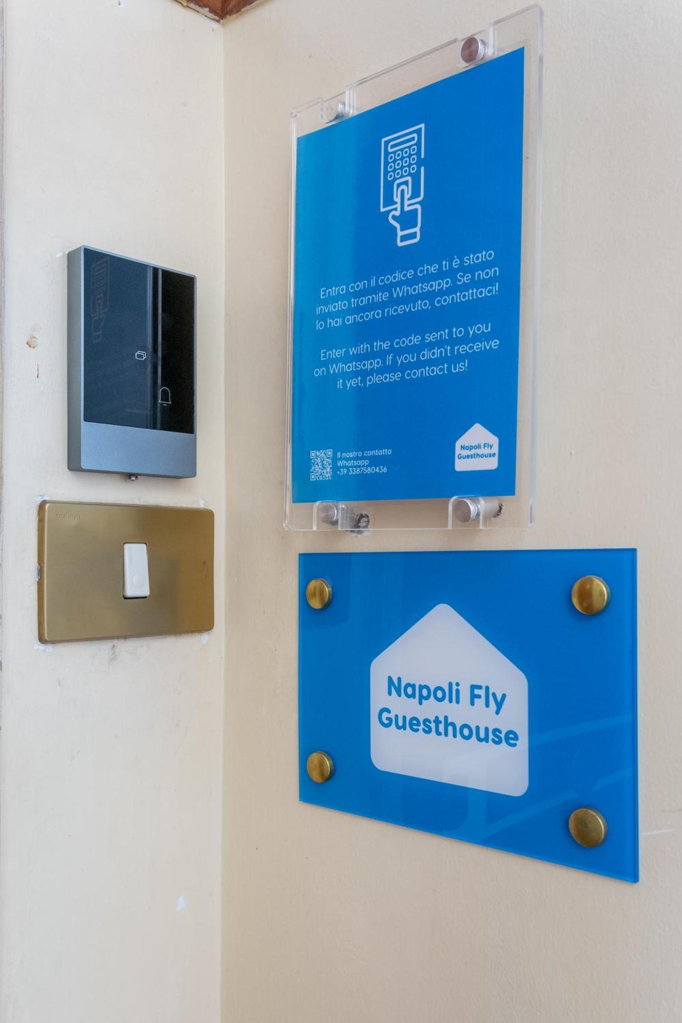 Napoli Fly Guest House 290 Zewnętrze zdjęcie