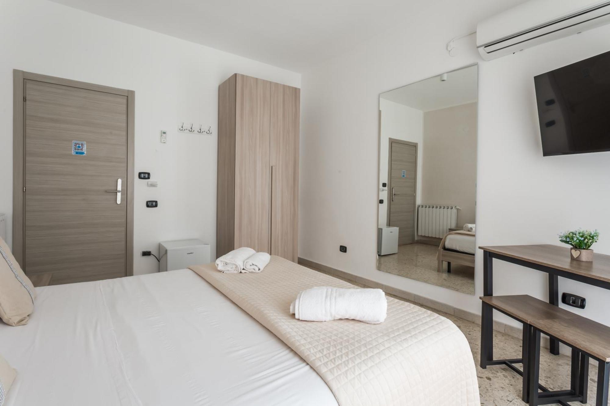Napoli Fly Guest House 290 Zewnętrze zdjęcie